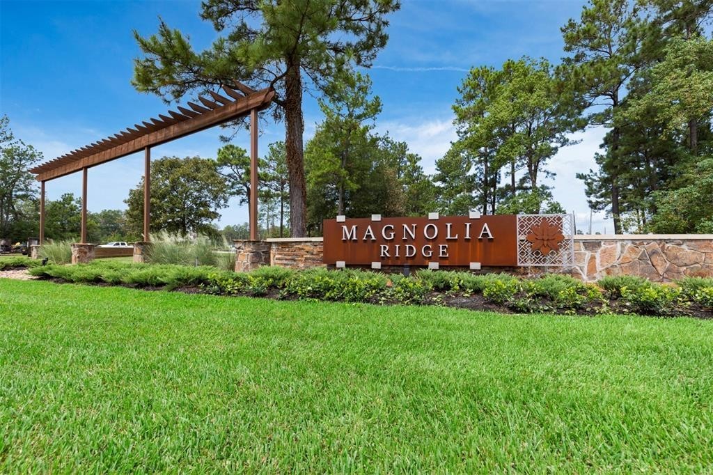 819 Deerhurst Lane Magnolia TX 77354