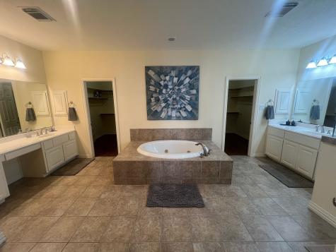 7143 Laguna Villas Houston TX 77036