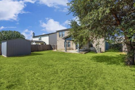 668 NW Crossing Drive New Braunfels TX 78130