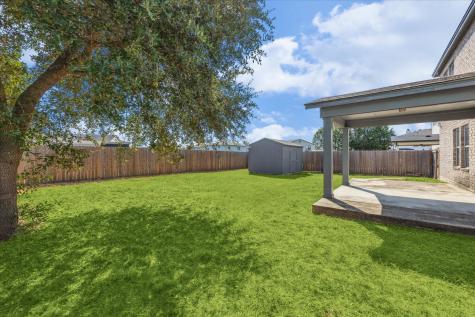 668 NW Crossing Drive New Braunfels TX 78130