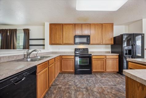 668 NW Crossing Drive New Braunfels TX 78130