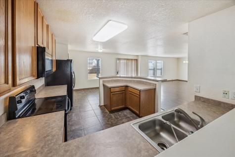 668 NW Crossing Drive New Braunfels TX 78130