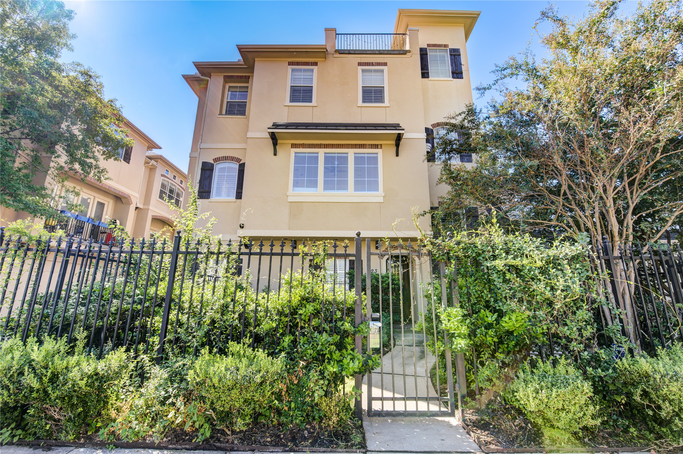 523 Peden Street Houston TX 77006