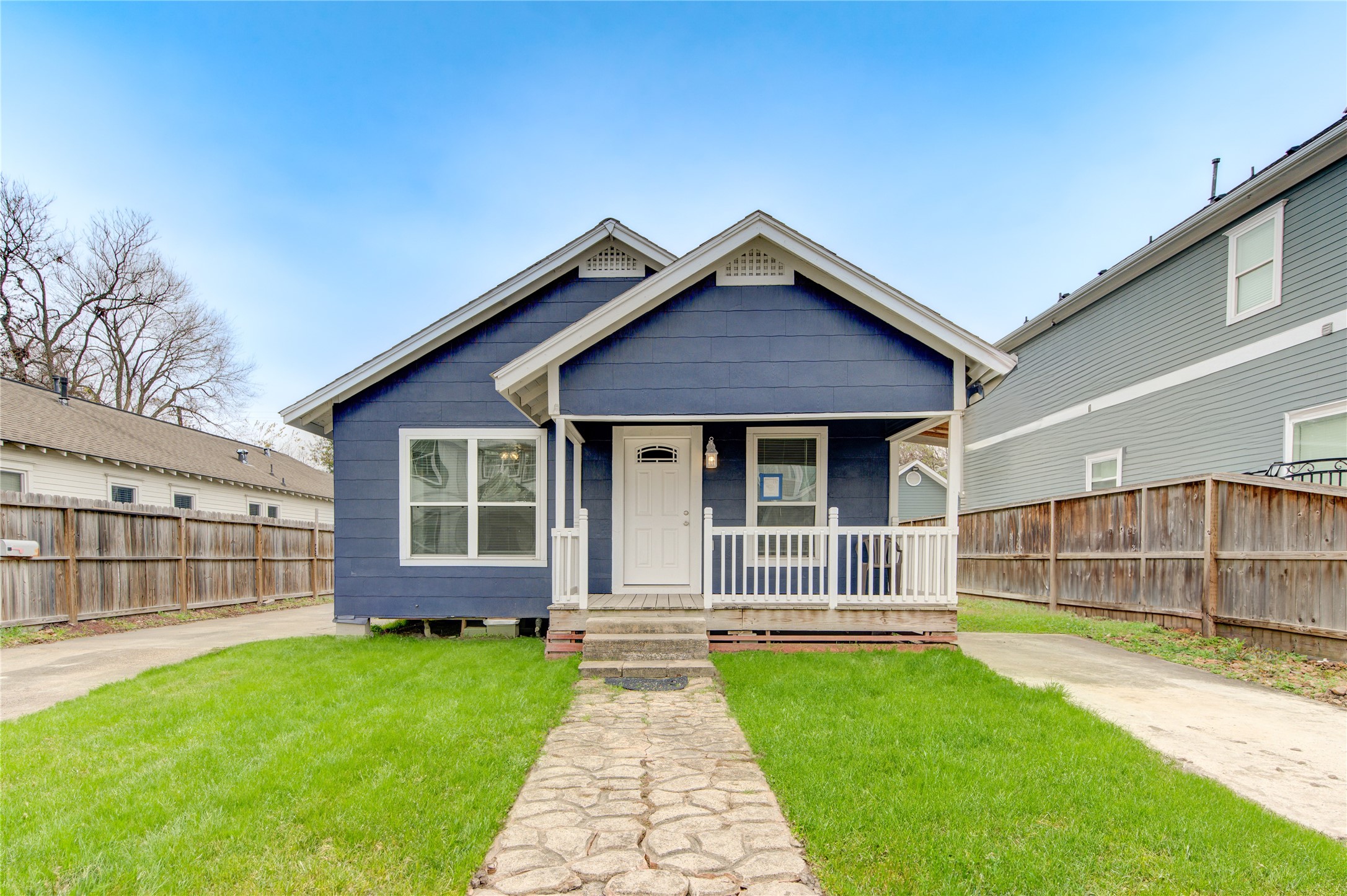 1206 Aurora Street B Houston TX 77009