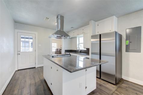 1206 Aurora Street B Houston TX 77009