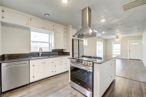 1206 Aurora Street B Houston TX 77009