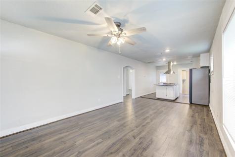 1206 Aurora Street B Houston TX 77009