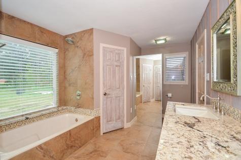 10511 Hidden Lake Lane Richmond TX 77406