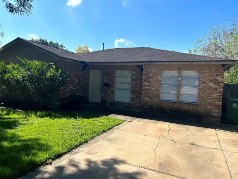 5111 Boynton Drive Houston TX 77045
