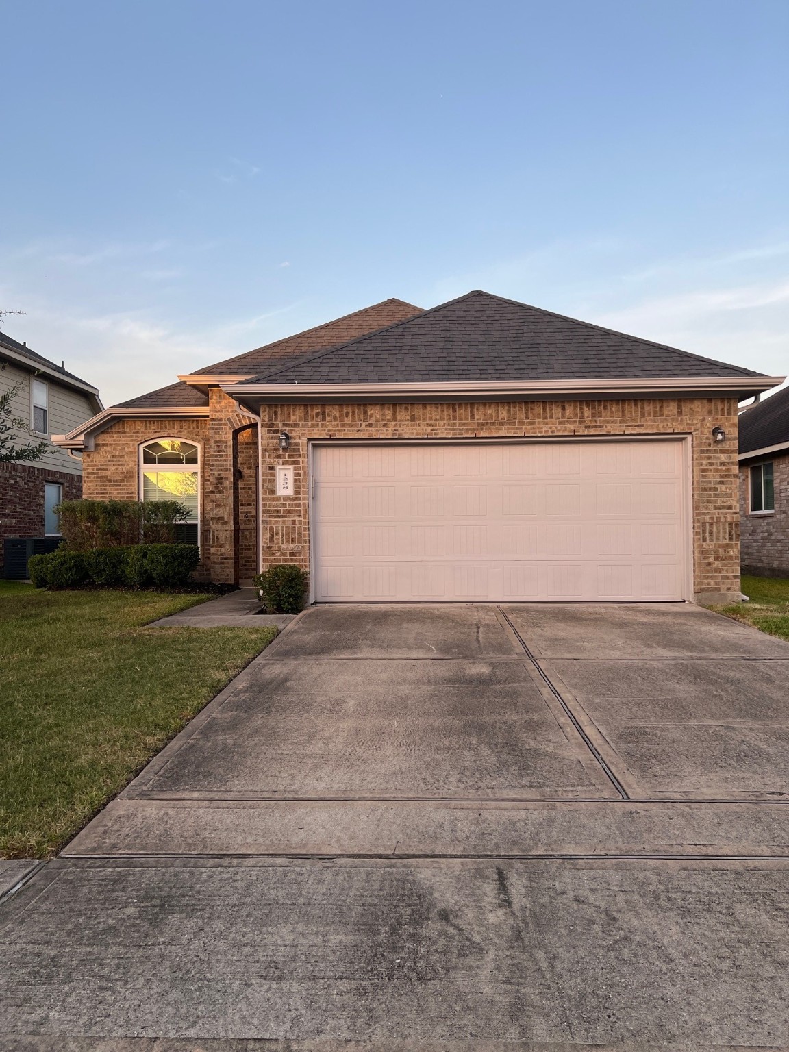1238 S Maple Drive Katy TX 77493