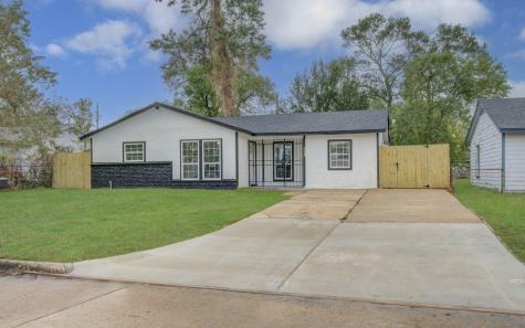 9226 Oak Knoll Lane Houston TX 77078