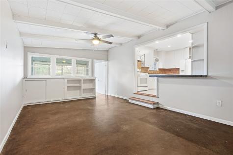 106 Trout Street Galveston TX 77550