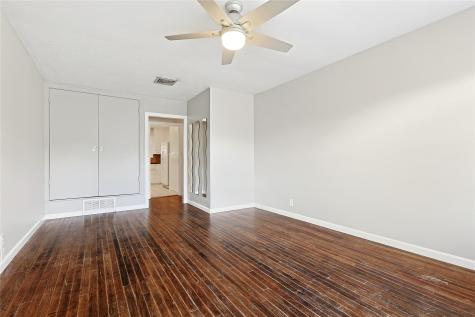 106 Trout Street Galveston TX 77550