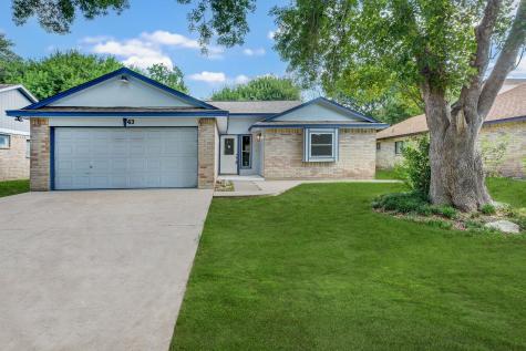 43 Ranch House Loop Angleton TX 77515