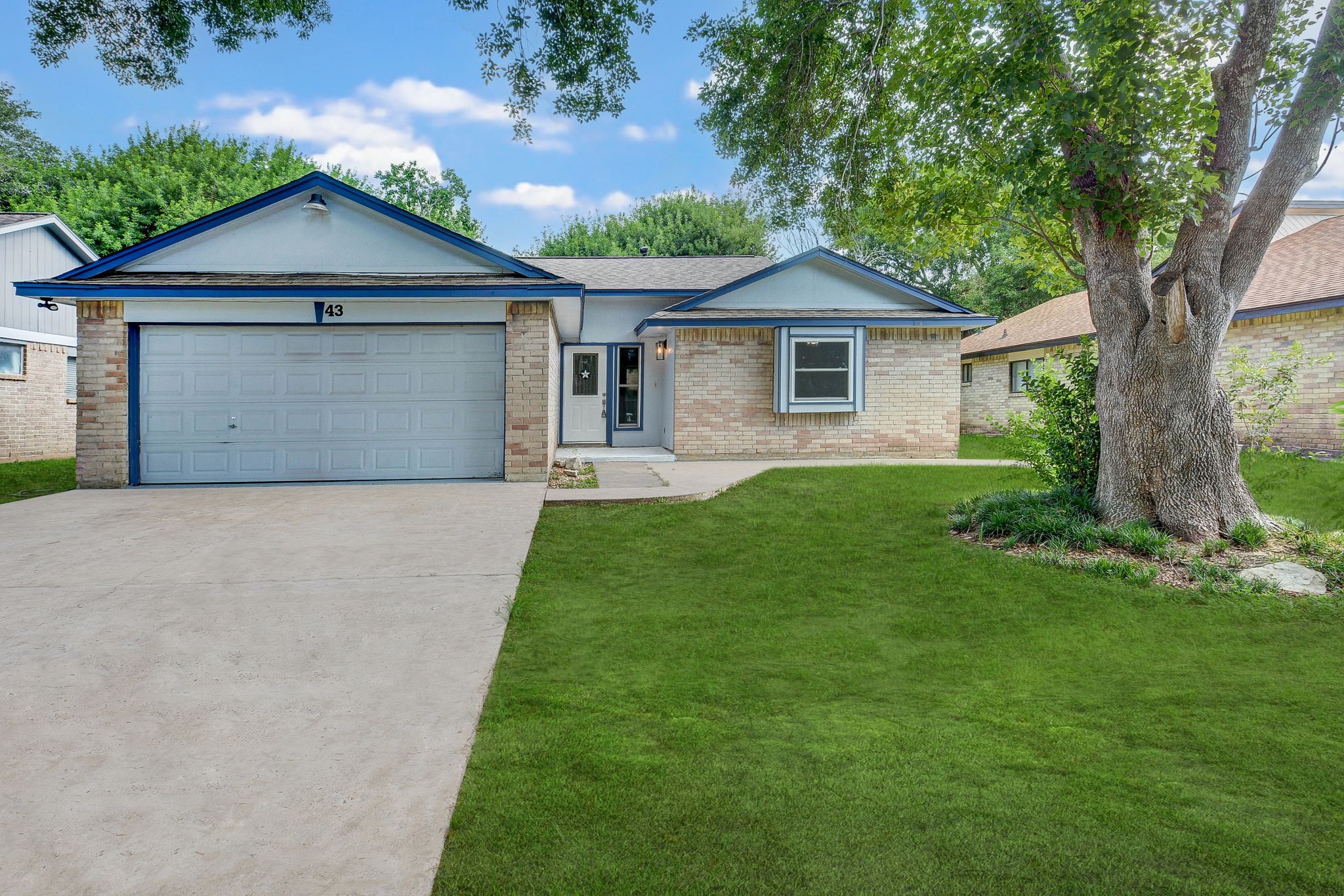 43 Ranch House Loop Angleton TX 77515