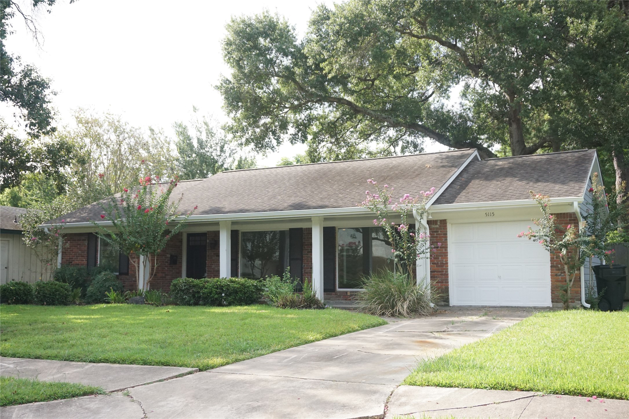 5115 Darnell Street Houston TX 77096