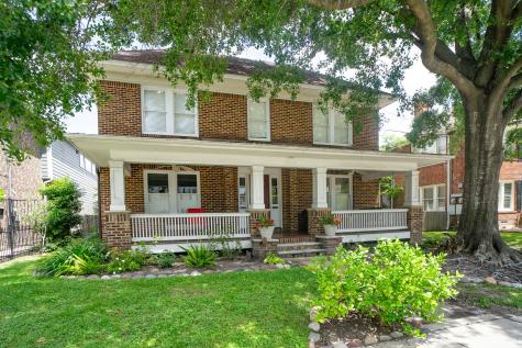 1636 Bonnie Brae Street Houston TX 77006