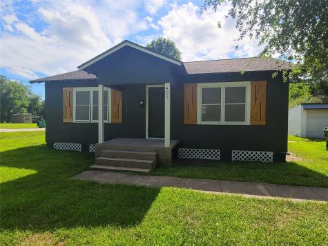 401 N Tinsley Street Angleton TX 77515