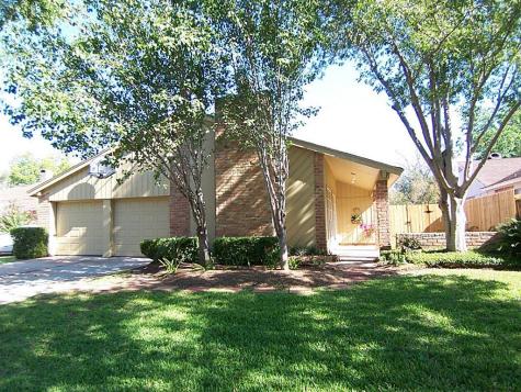 3039 Sam Houston Drive Sugar Land TX 77479