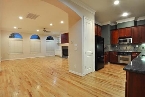 127 Tuam Street Houston TX 77006