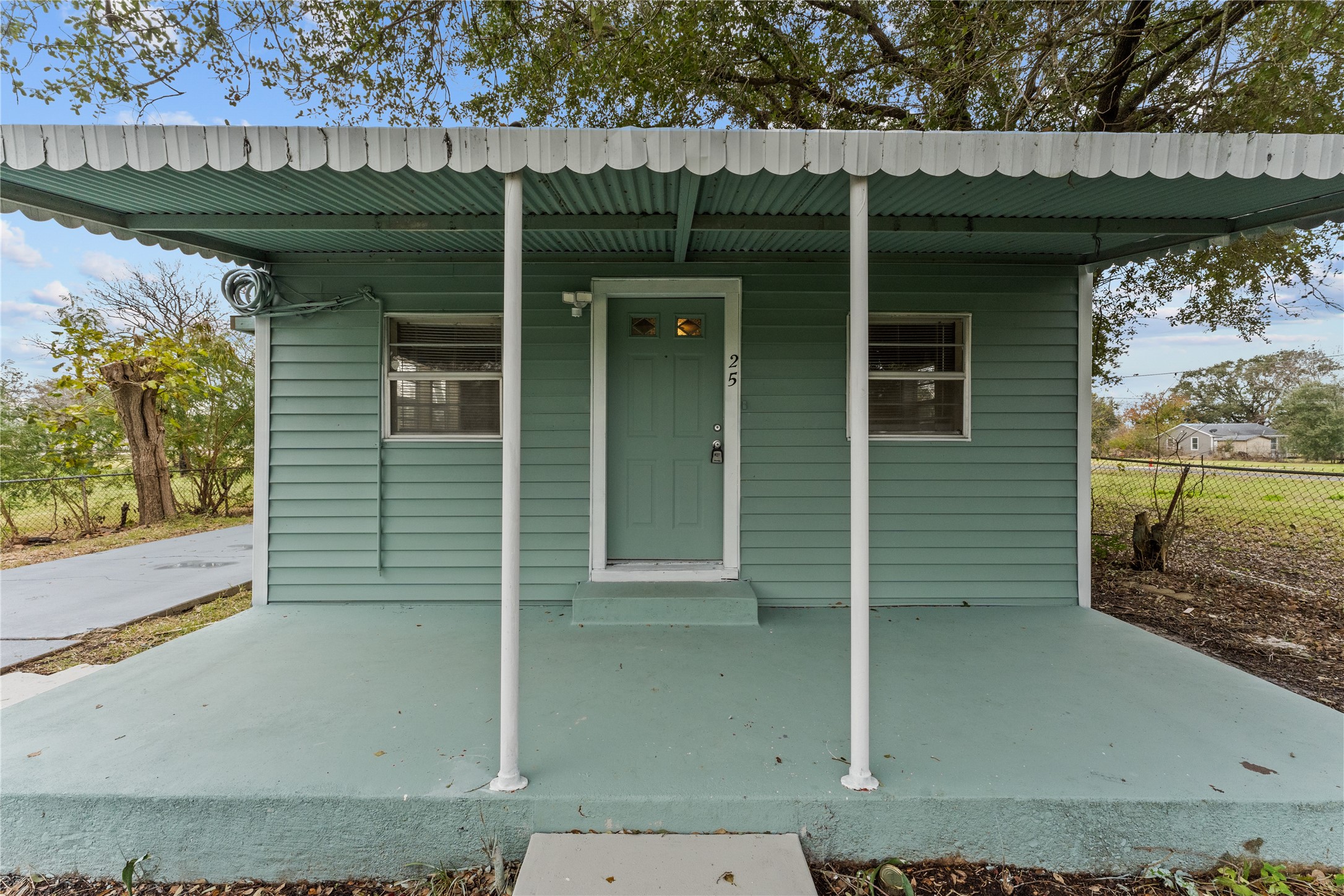 25 2nd Avenue N Texas City TX 77590