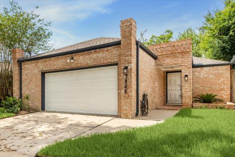 7806 Rollingbrook Drive Houston TX 77071