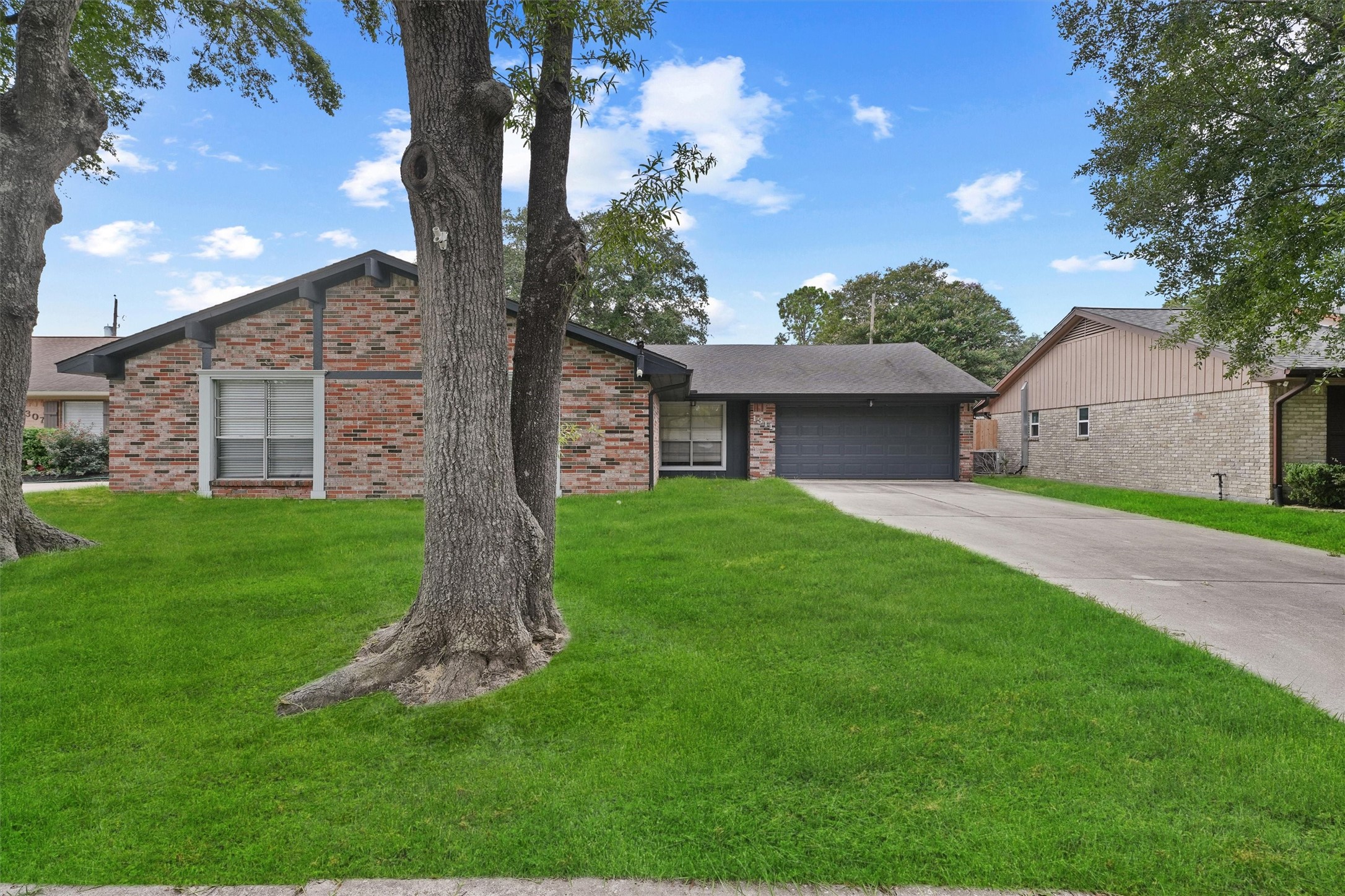 1311 Creek Hollow Drive El Lago TX 77586