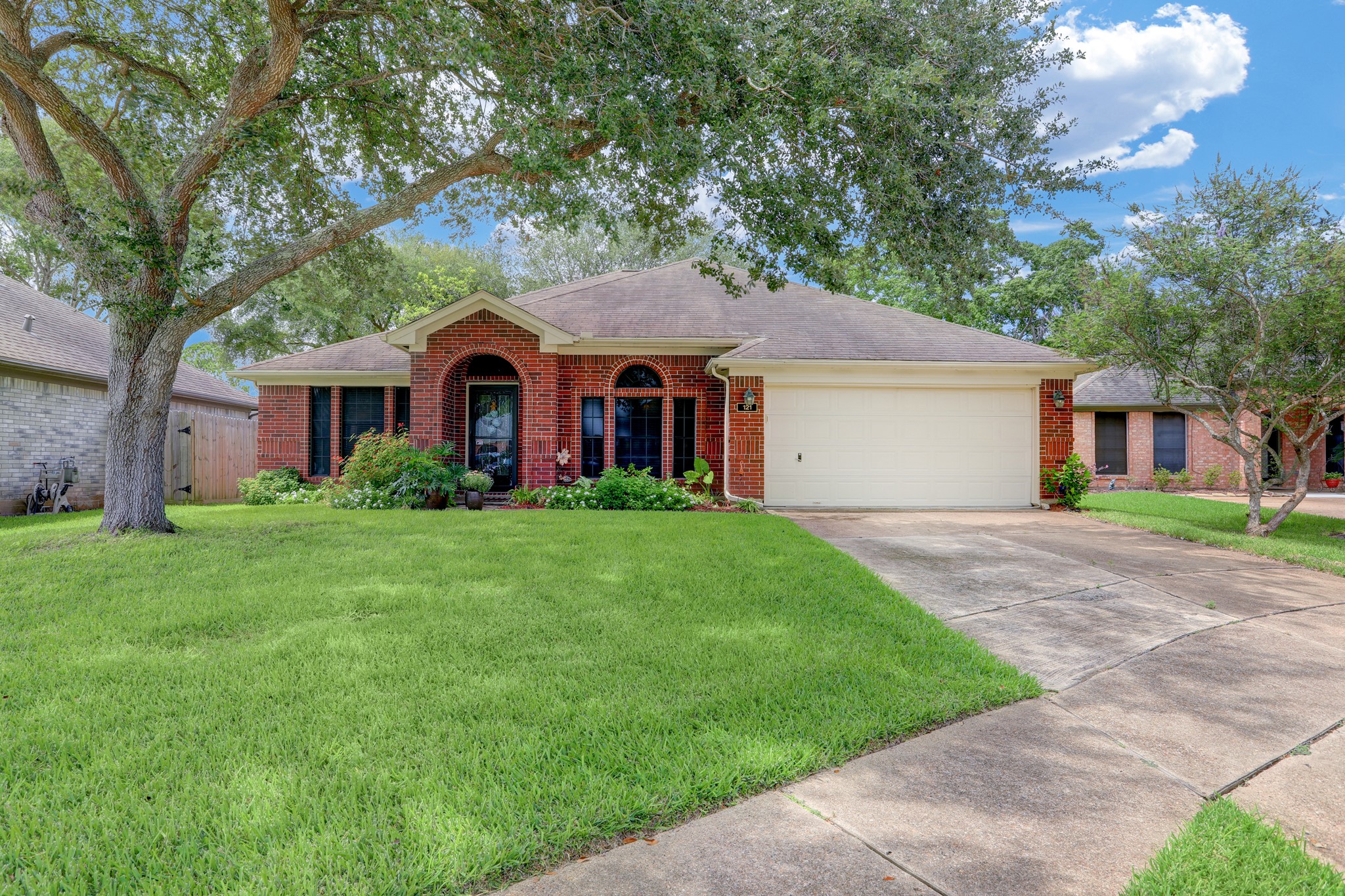 121 Barbetta Court League City TX 77573