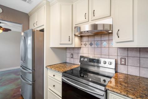 217 Glen Haven Drive League City TX 77573