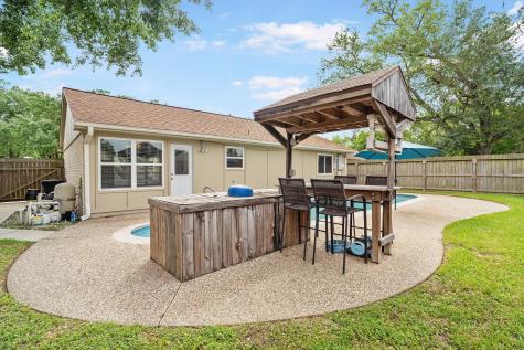 217 Glen Haven Drive League City TX 77573