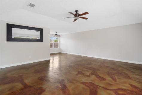217 Glen Haven Drive League City TX 77573