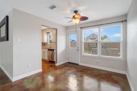 217 Glen Haven Drive League City TX 77573