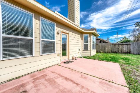 13314 Misting Falls Lane Pearland TX 77584