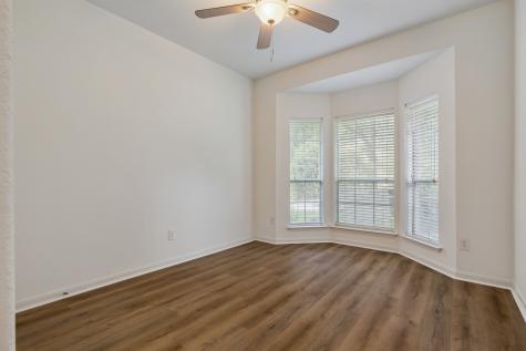 66 N Creekmist Place Conroe TX 77385