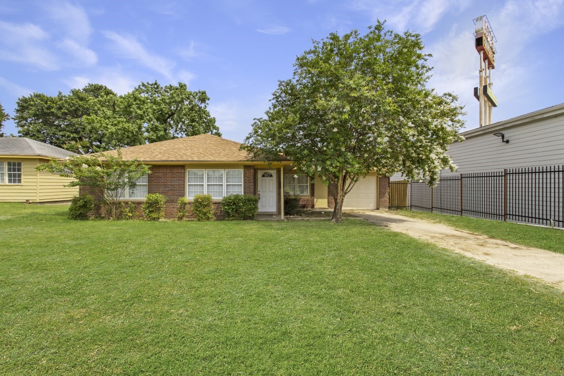 13206 Rockglen Street Houston TX 77015