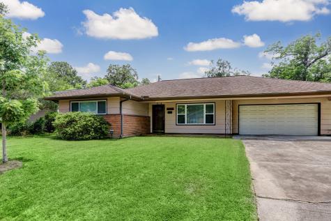 4753 Kinglet Street Houston TX 77035