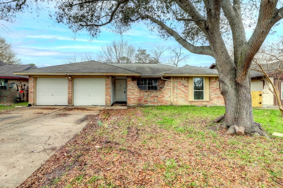 7206 Yellow Pine Drive Houston TX 77040