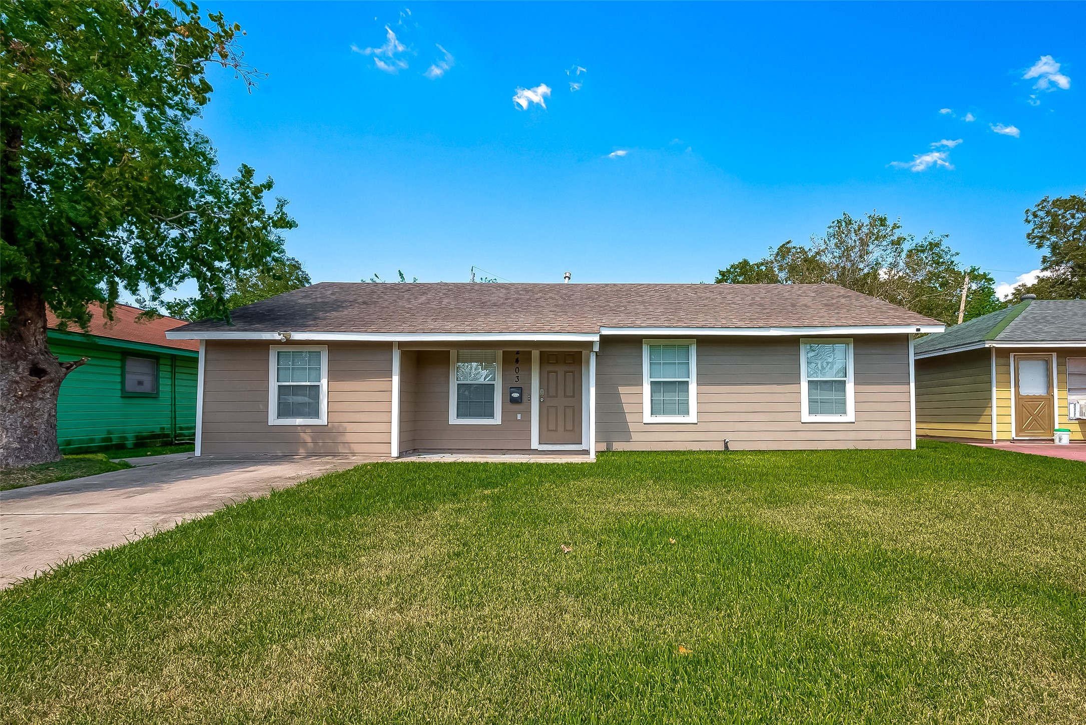 2403 Huntington Drive Pasadena TX 77506