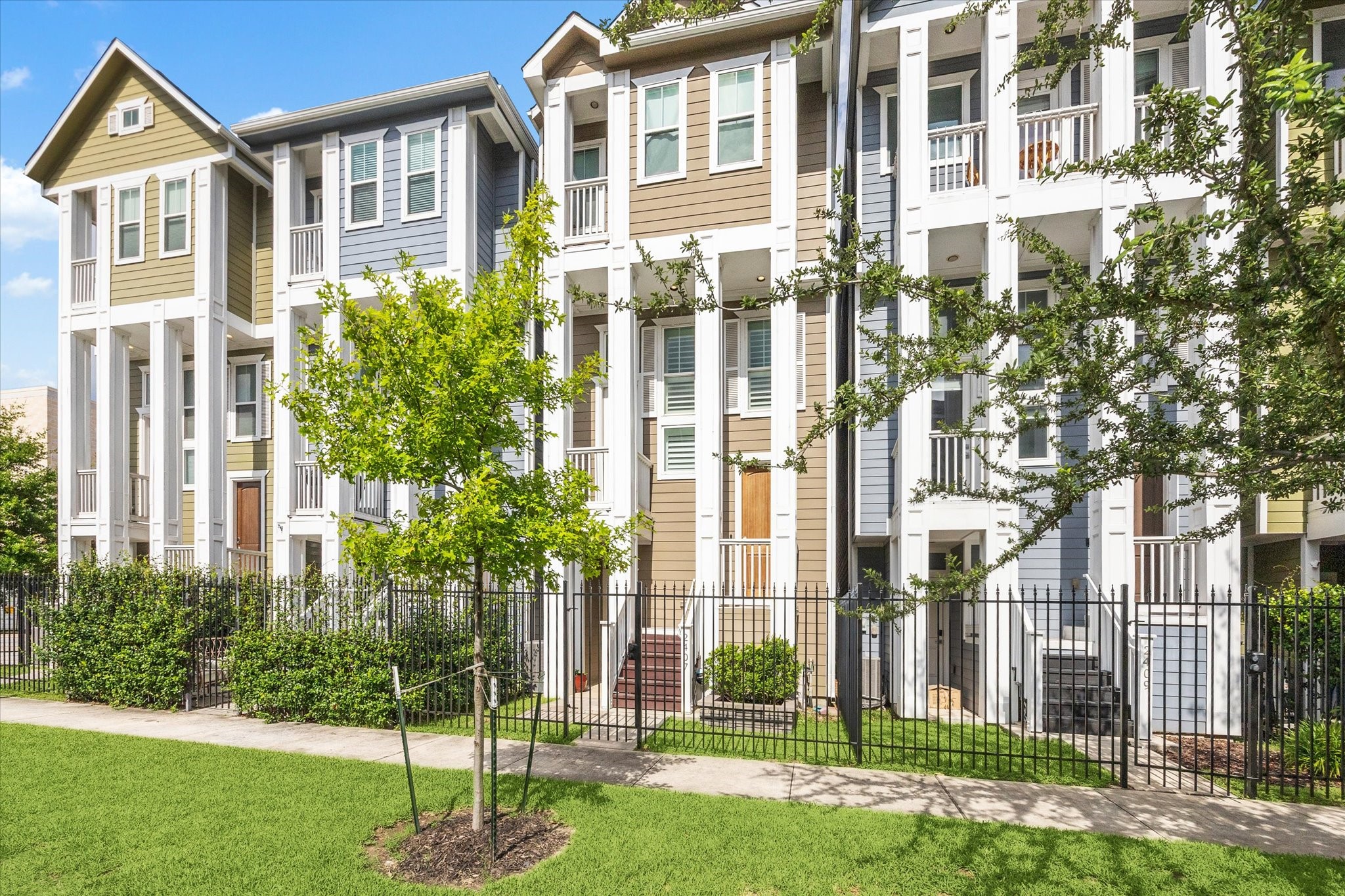 2407 Lawrence Street Houston TX 77008