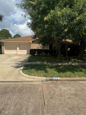 835 Seafoam Road Houston TX 77062