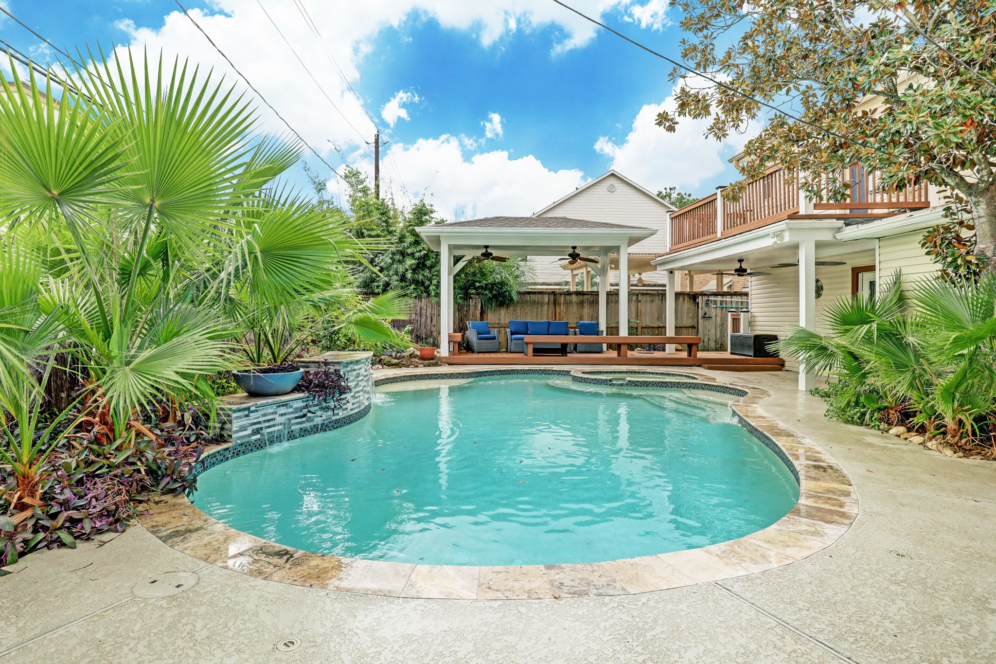 1218 Howard Lane Bellaire TX 77401