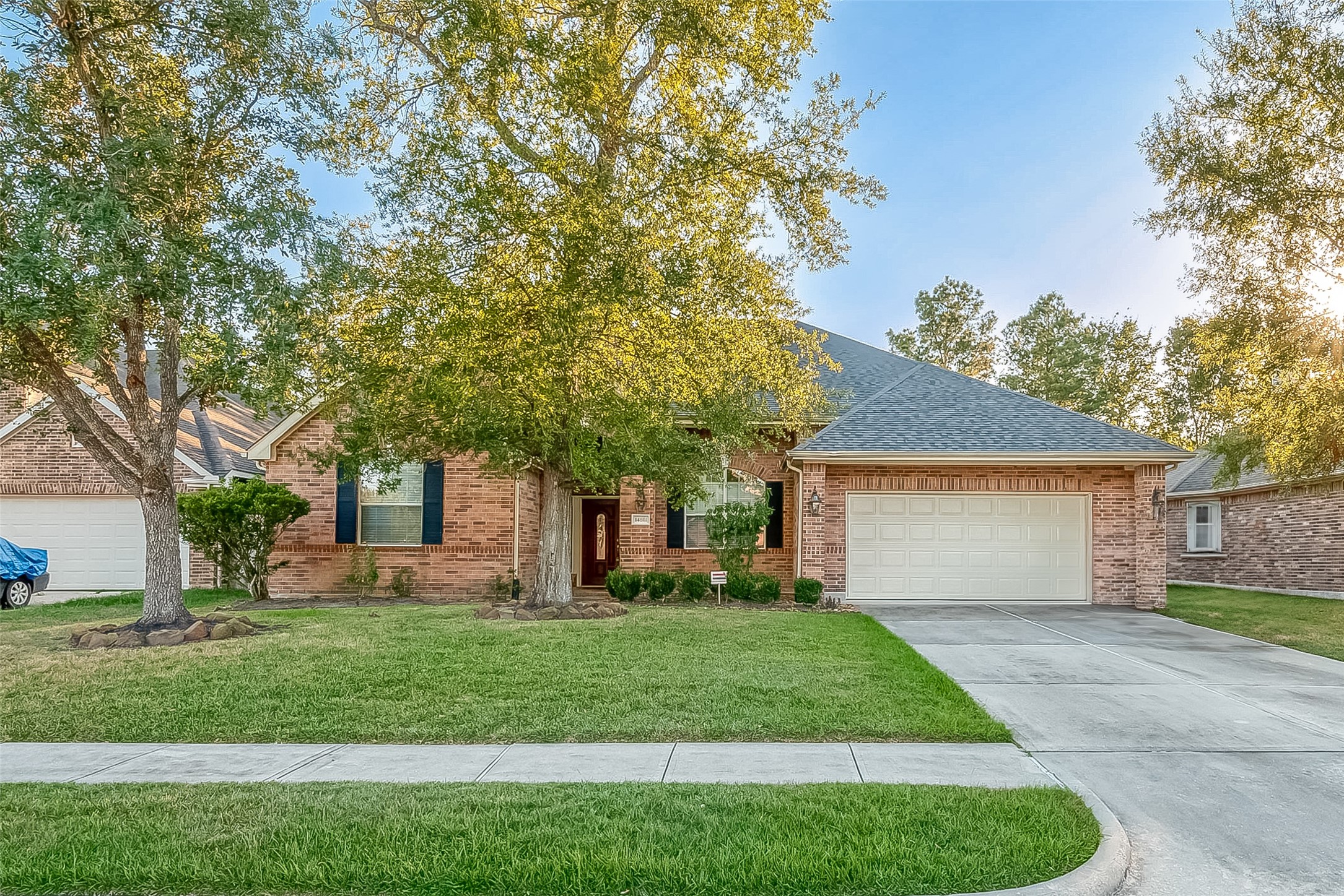 14811 Summer Knoll Lane Houston TX 77044