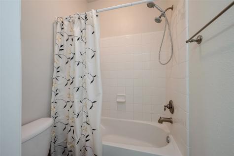 14811 Summer Knoll Lane Houston TX 77044