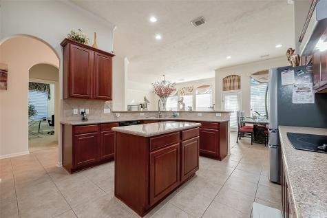 14811 Summer Knoll Lane Houston TX 77044