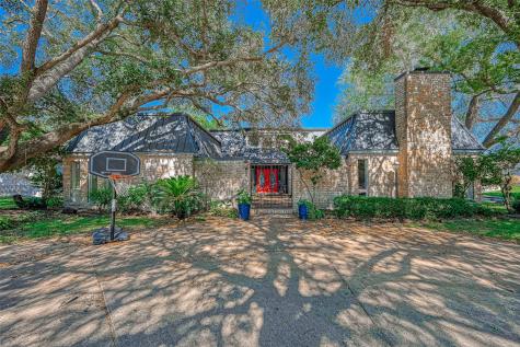 3043 Golden Hills Lane Missouri City TX 77459