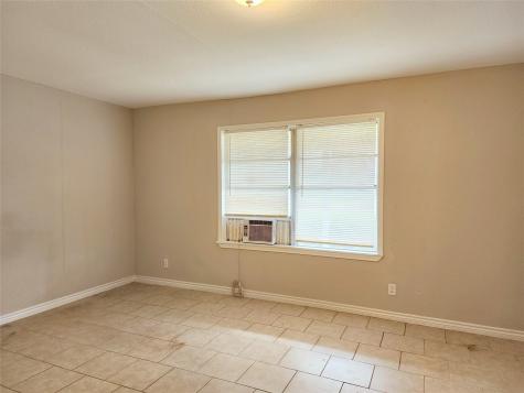 1134 5th Avenue N Texas City TX 77590
