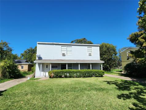1134 5th Avenue N Texas City TX 77590