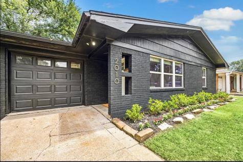 2010 Gardenia Drive Houston TX 77018