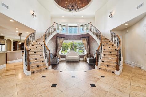 37 Kings Lake Estates Boulevard Humble TX 77346