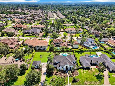 37 Kings Lake Estates Boulevard Humble TX 77346